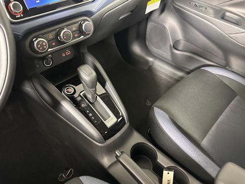 New 2025 Nissan Versa SV w/ Trunk Package image 40