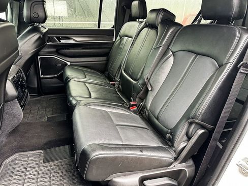 Used 2024 Jeep Wagoneer L Series III w/ Flexible Seating Group image 26