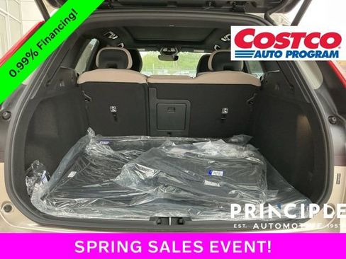 New 2026 Volvo XC60 B5 Plus w/ Protection Package Premier AWD/4WD image 13