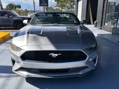 Used 2018 Ford Mustang Premium RWD image 11
