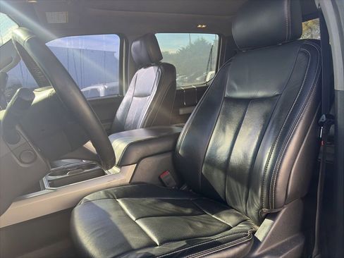 Used 2020 Ford F250 Lariat image 12