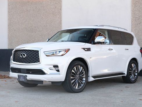 Used 2018 INFINITI QX80 4WD w/ Deluxe Technology Package image 5