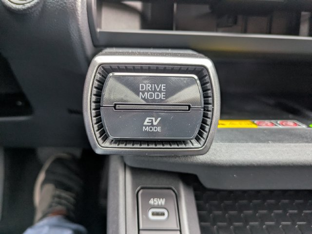 New 2026 Toyota RAV4 XSE AWD/4WD image 23