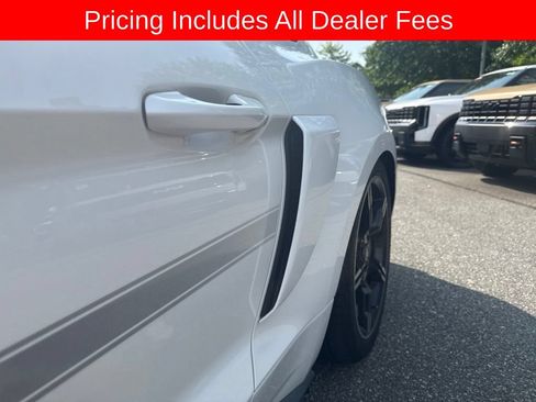 Used 2019 Ford Mustang GT Premium w/ Equipment Group 401A RWD image 8
