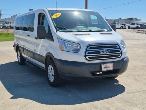 Used 2016 Ford Transit 350 XLT RWD image 1