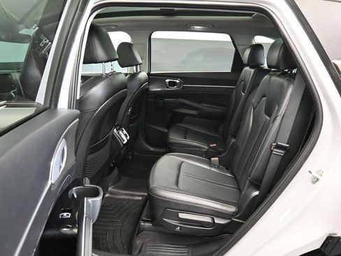 Used 2022 Kia Sorento SX image 33