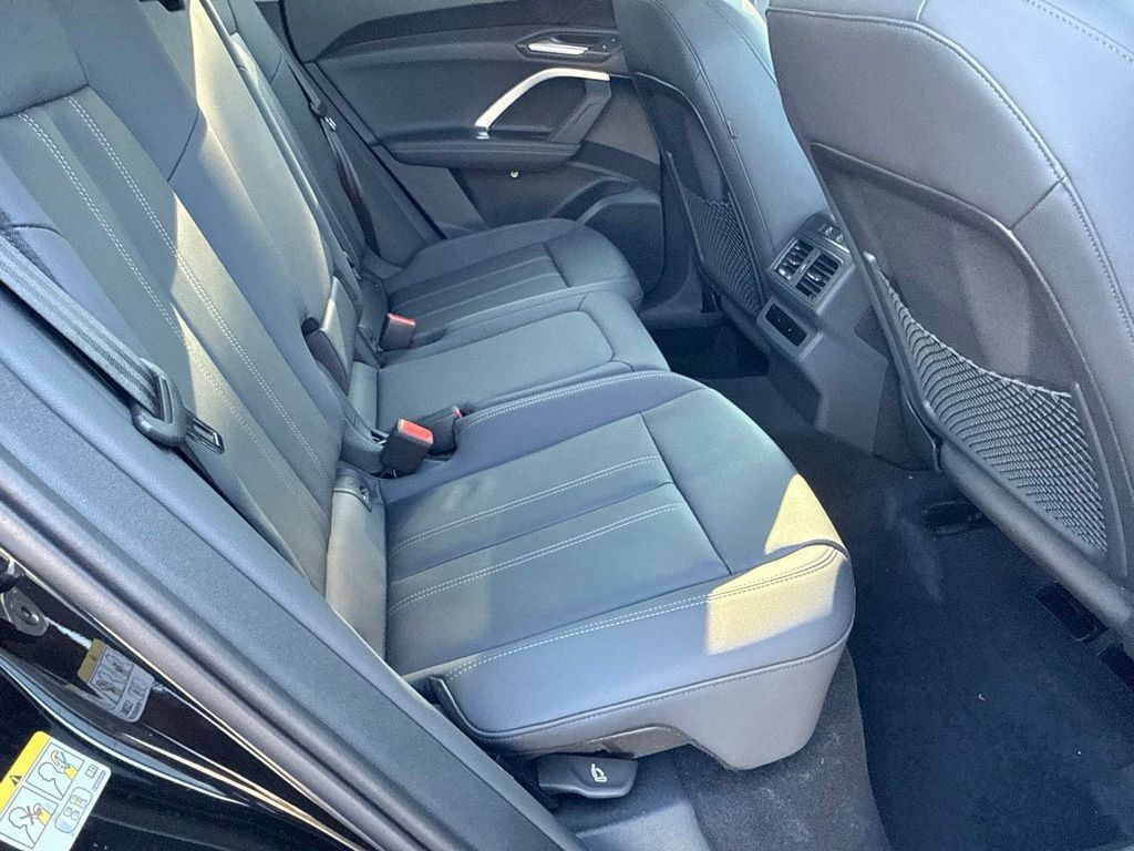 New 2026 Audi Q5 Premium AWD/4WD image 21