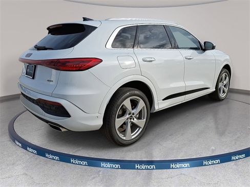 New 2025 Audi Q5 Premium Plus image 3