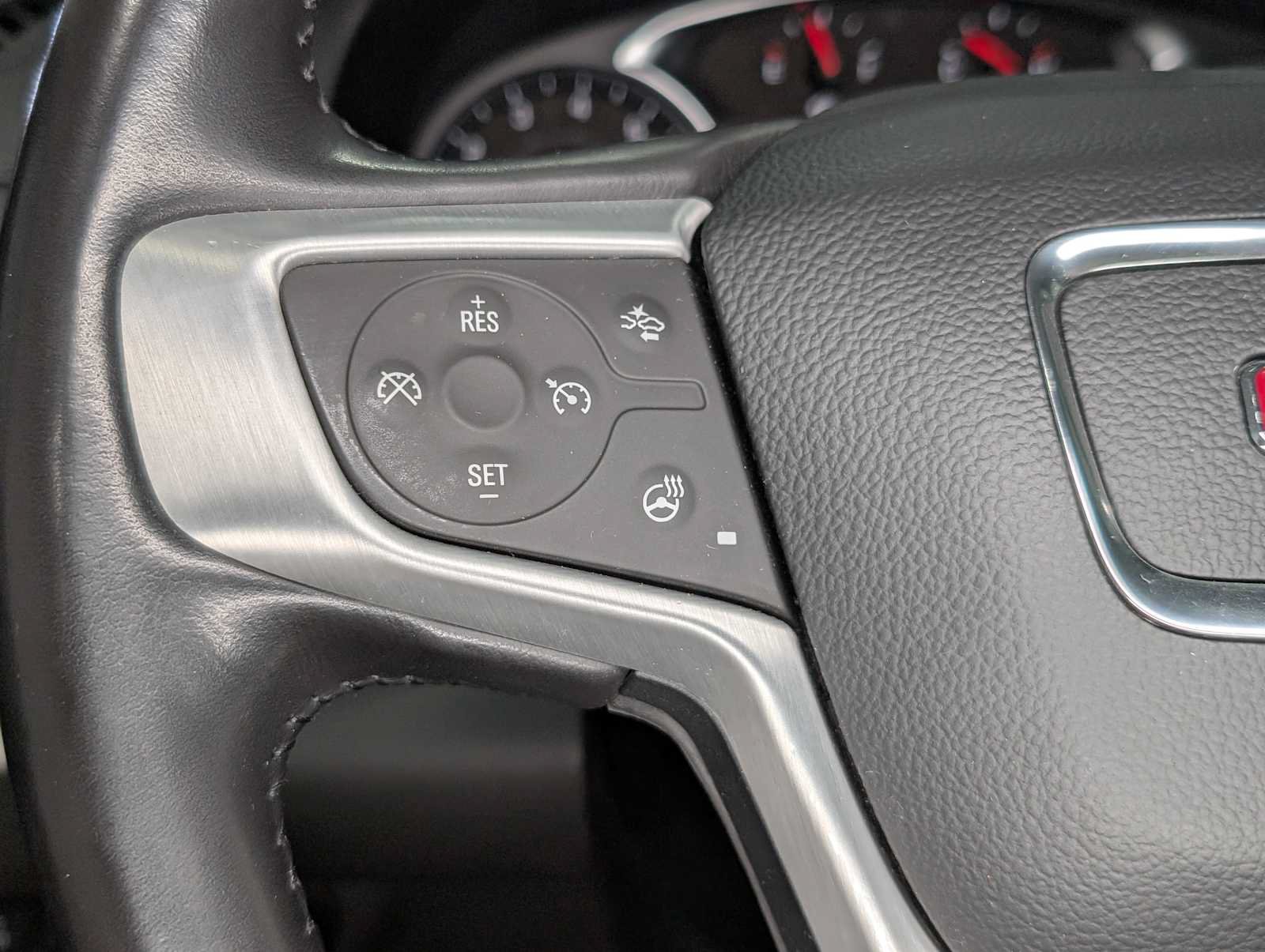 Used 2022 GMC Terrain SLT w/ Tech Package AWD/4WD image 35