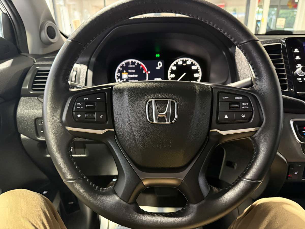 Used 2026 Honda Ridgeline RTL image 11