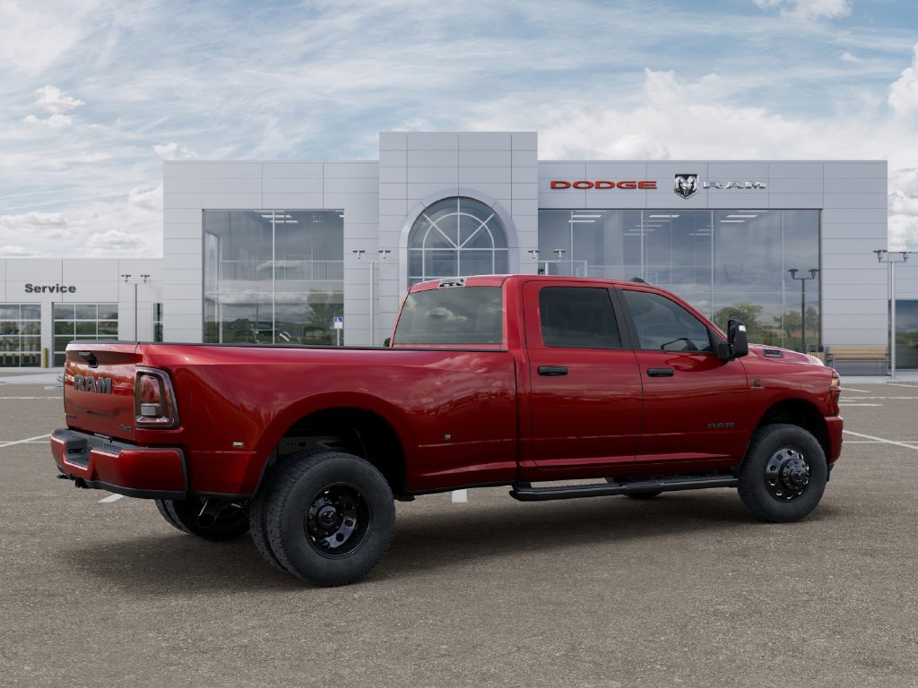 New 2027 RAM 3500 Big Horn AWD/4WD image 4