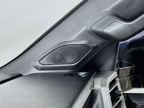 Certified 2025 Toyota Sequoia Platinum AWD/4WD image 21