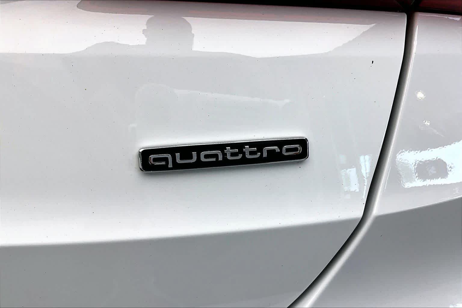 Certified 2025 Audi Q3 2.0T Premium Plus w/ Premium Plus Package AWD/4WD image 10