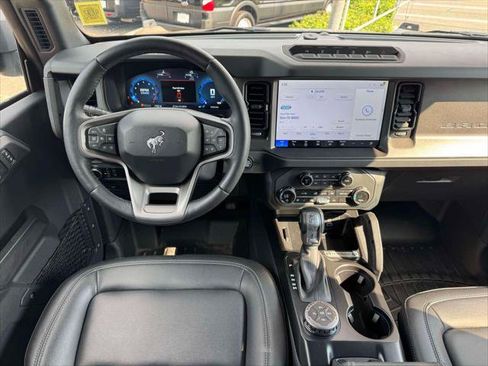 Used 2025 Ford Bronco Badlands AWD/4WD image 20