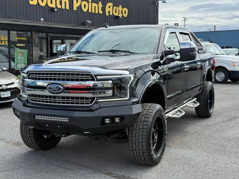 Used 2018 Ford F150 Lariat w/ Equipment Group 502A Luxury AWD/4WD image 4