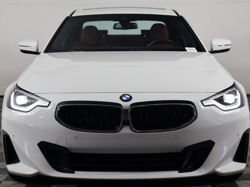 Certified 2023 BMW 230i Coupe w/ Premium Package RWD image 2