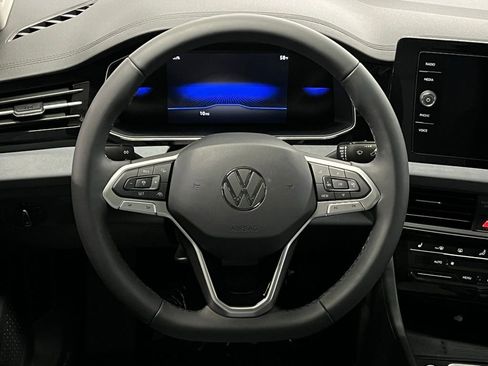 New 2026 Volkswagen Jetta SE image 7