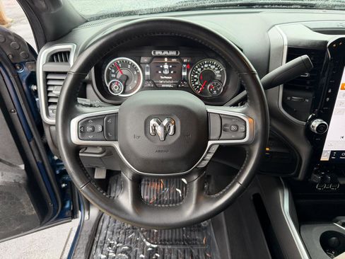Used 2024 RAM 2500 Big Horn w/ Night Edition AWD/4WD image 19