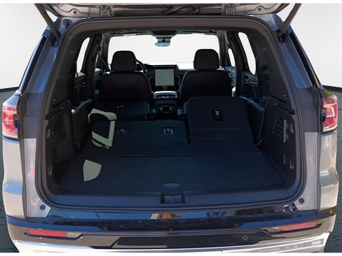 New 2026 GMC Acadia Denali w/ Super Cruise Package image 30