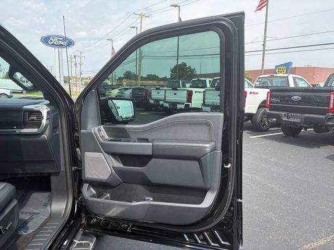 Used 2025 Ford F150 Lariat w/ Equipment Group 502A High AWD/4WD image 23