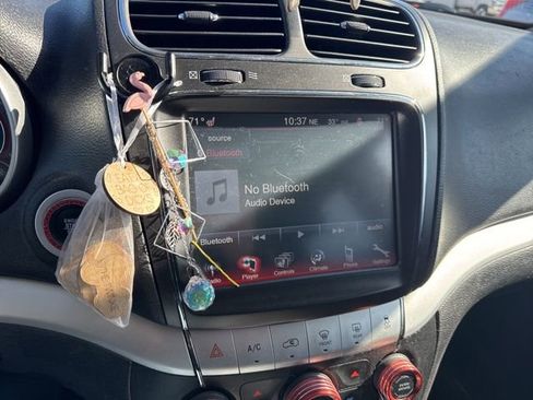 Used 2019 Dodge Journey GT image 18