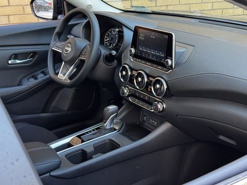 New 2025 Nissan Sentra SV image 10