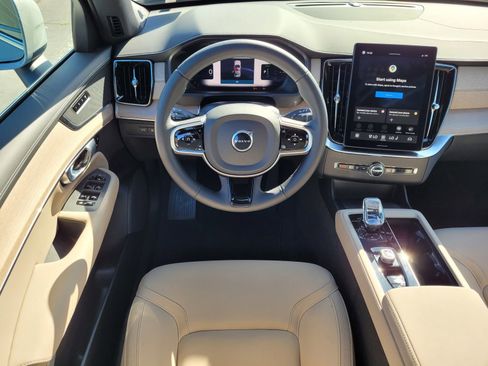 Certified 2025 Volvo XC90 T8 Plus image 10