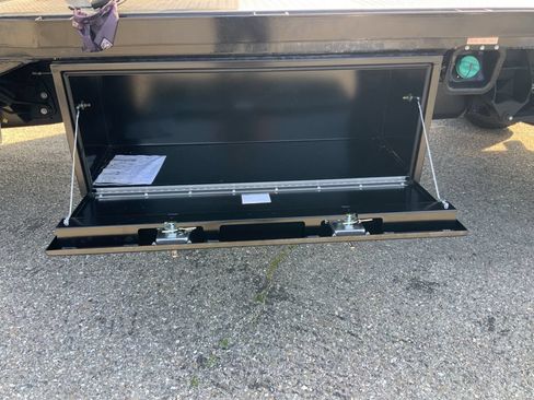 New 2025 RAM 5500 Tradesman AWD/4WD image 12