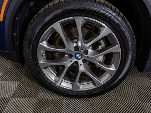 Used 2022 BMW X5 xDrive40i w/ Premium Package image 53