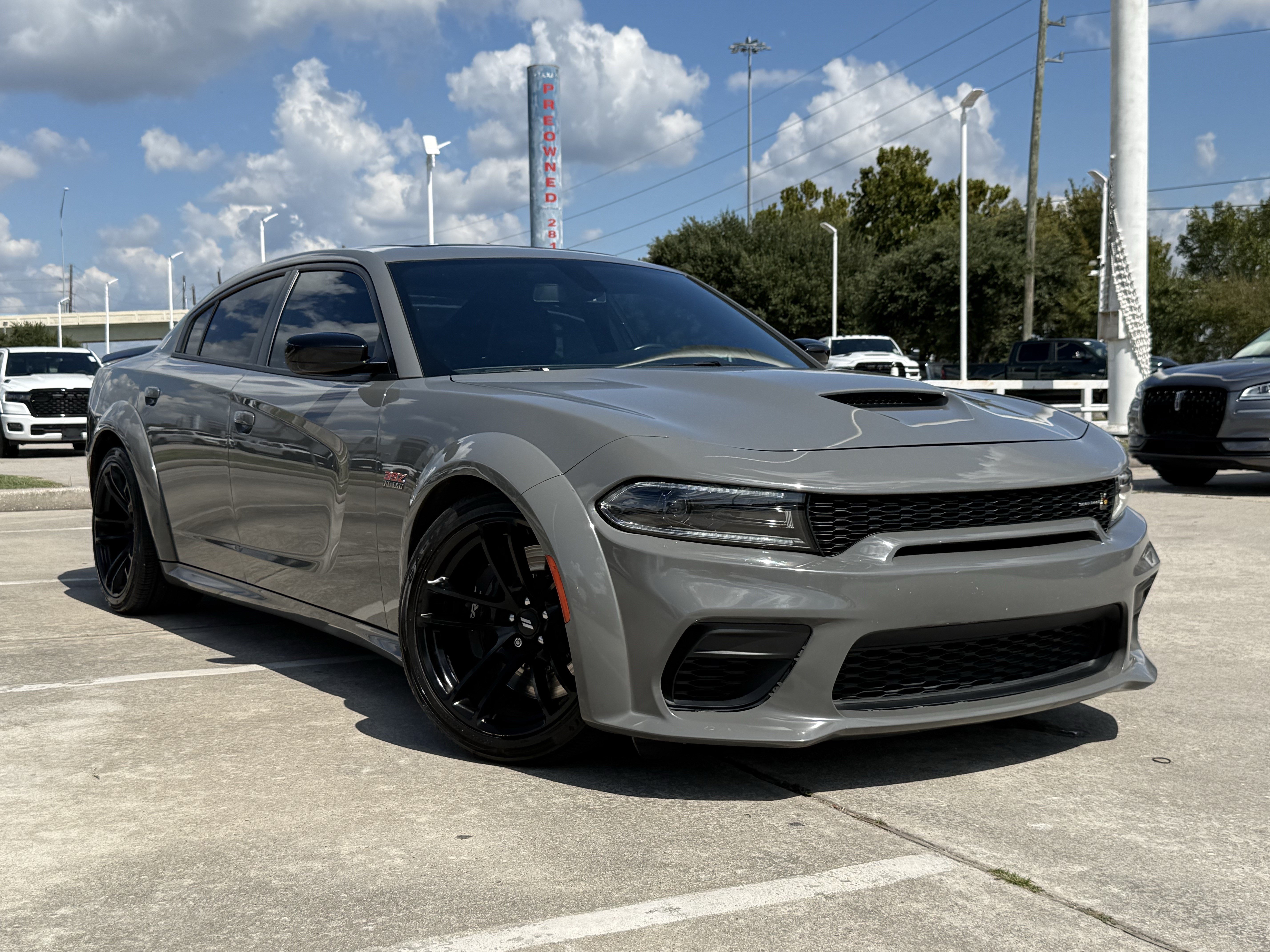 Used 2023 Dodge Charger Scat Pack RWD image 2