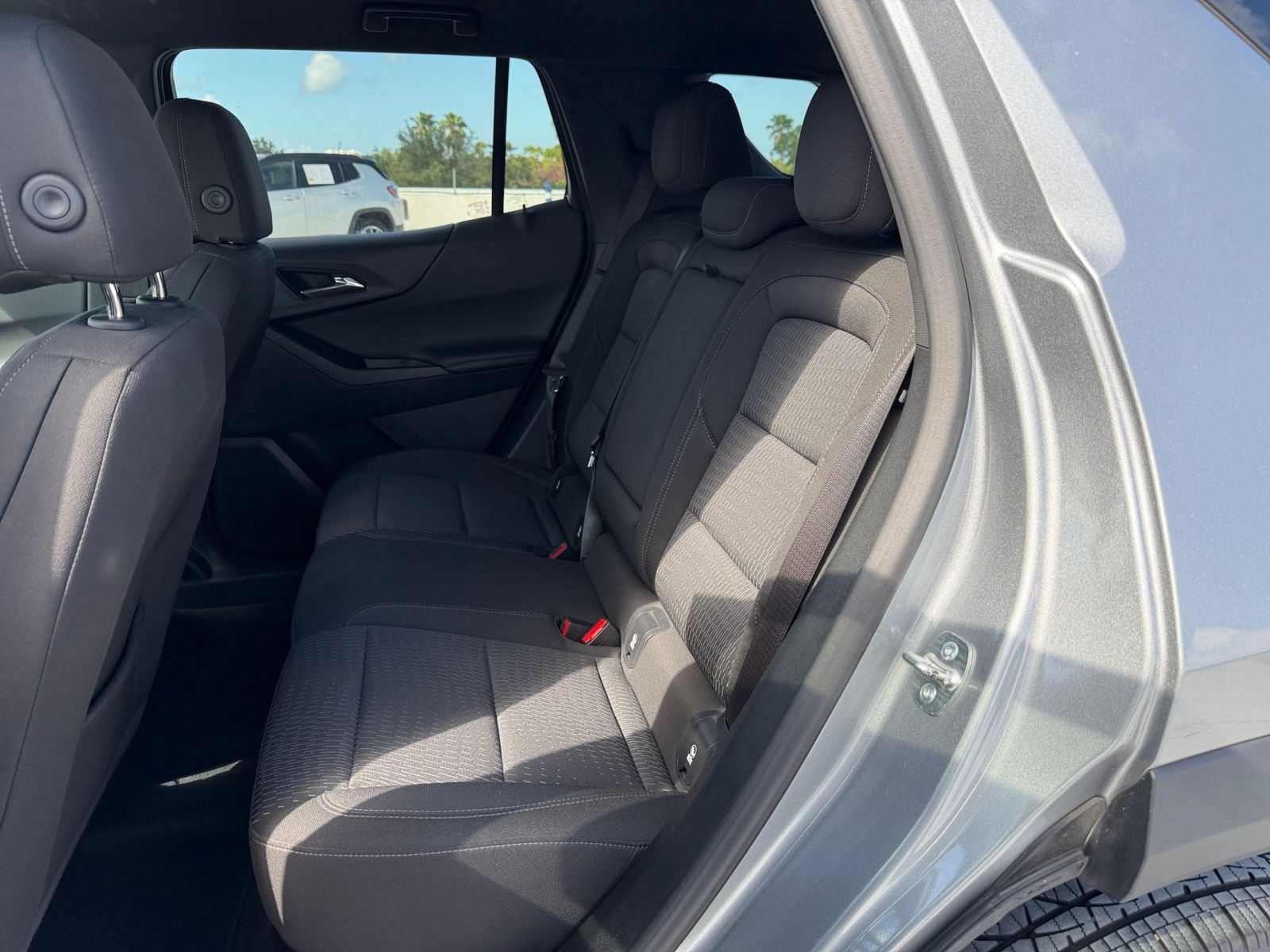 Used 2025 Chevrolet Equinox LT FWD image 20