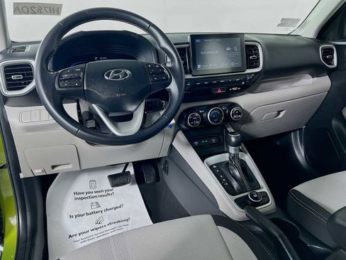 Certified 2023 Hyundai Venue SEL w/ Cargo Package image 9