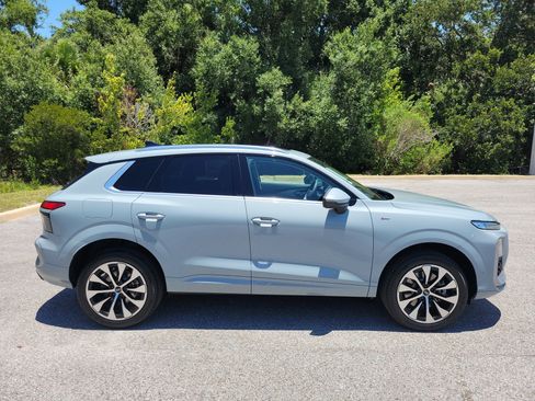 New 2026 Audi Q3 quattro 2.0T AWD/4WD image 3