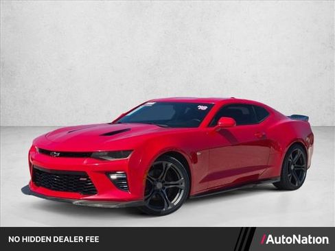 Used 2018 Chevrolet Camaro SS RWD image 1