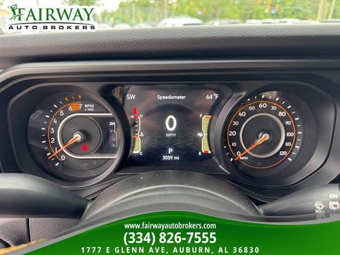Used 2024 Jeep Wrangler Unlimited Sport AWD/4WD image 21