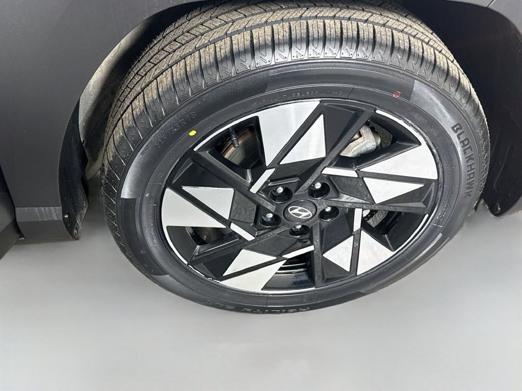 Used 2024 Hyundai Kona SEL w/ Convenience Package FWD image 30