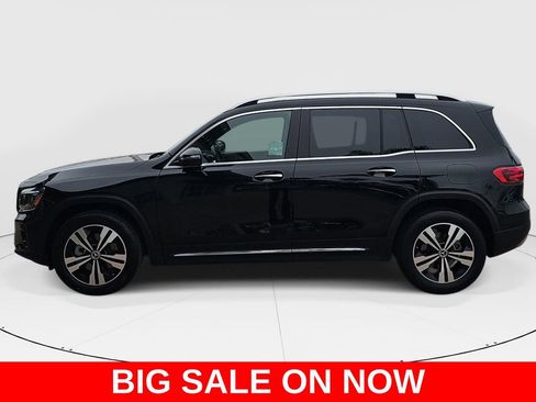 Used 2025 Mercedes-Benz GLB 250 image 6