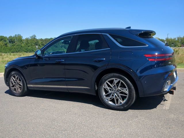 Used 2022 Genesis GV70 2.5T w/ Advanced Package AWD/4WD image 6