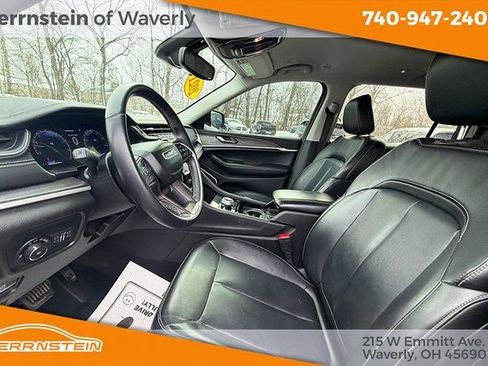 Used 2021 Jeep Grand Cherokee L Limited image 19