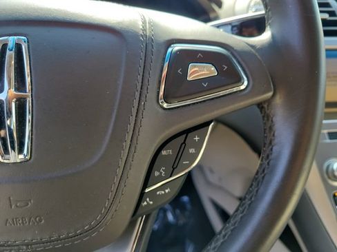 Used 2019 Lincoln MKZ Premiere FWD image 27