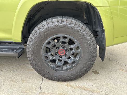Used 2022 Toyota 4Runner TRD Pro AWD/4WD image 34