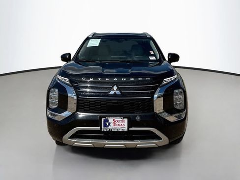 Used 2024 Mitsubishi Outlander SEL FWD image 2