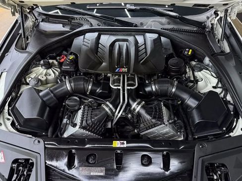 Used 2015 BMW M5 RWD image 33