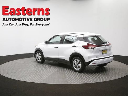 Used 2022 Nissan Kicks S FWD image 62