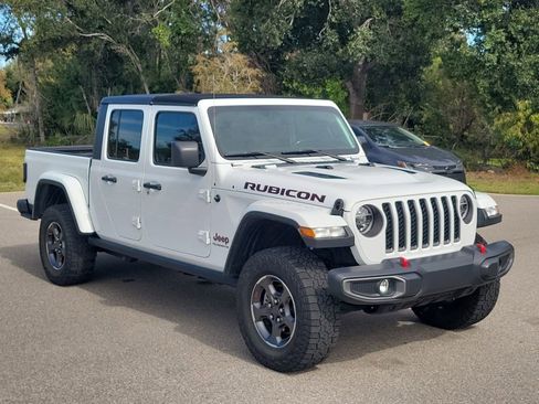 Used 2020 Jeep Gladiator Rubicon w/ Trailer Tow Package image 3