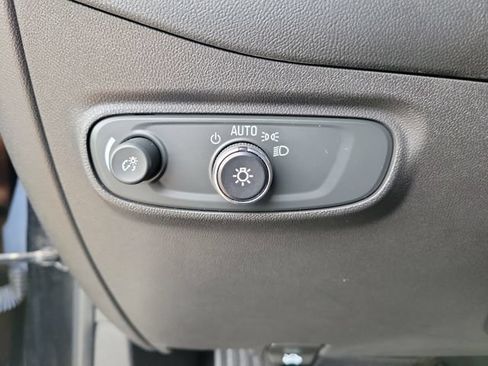 Certified 2023 Chevrolet Equinox RS w/ RS Leather Package FWD image 26