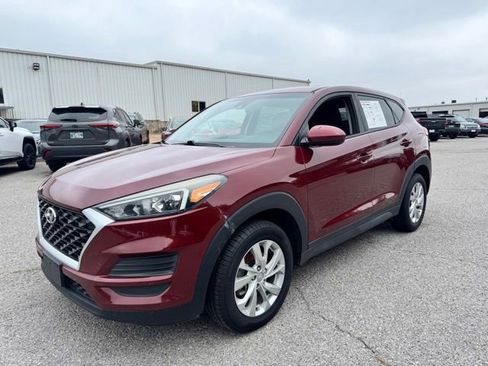 Used 2019 Hyundai Tucson SE FWD image 1