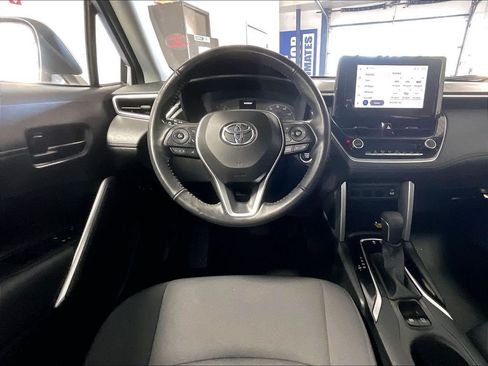 Certified 2023 Toyota Corolla Cross LE AWD/4WD image 17