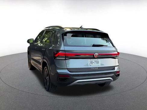 Used 2026 Volkswagen Taos S FWD image 10