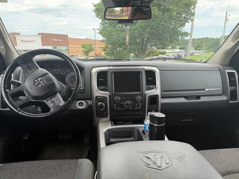 Used 2017 RAM 1500 Big Horn AWD/4WD image 5